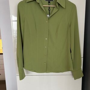 Pistachio Green NWT Melanie Lyne Blouse